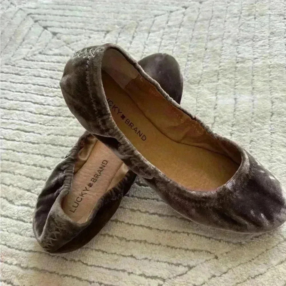 Lucky brand velvet ballet slippers